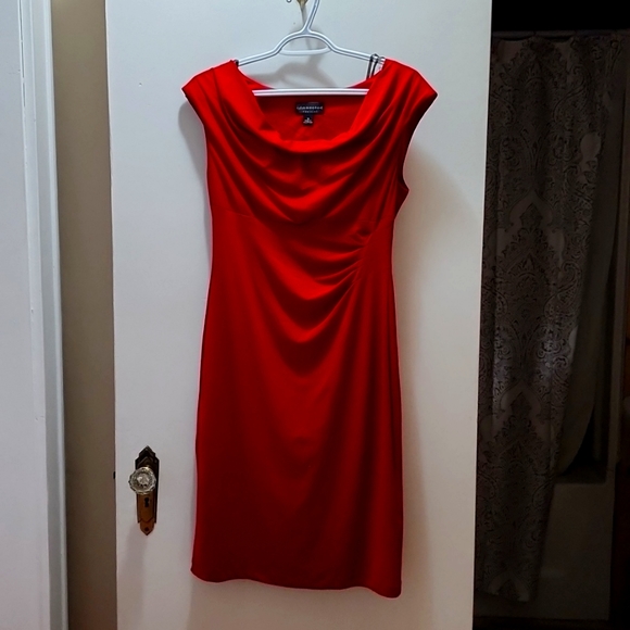 Bodycon Red Dress - Picture 1 of 5